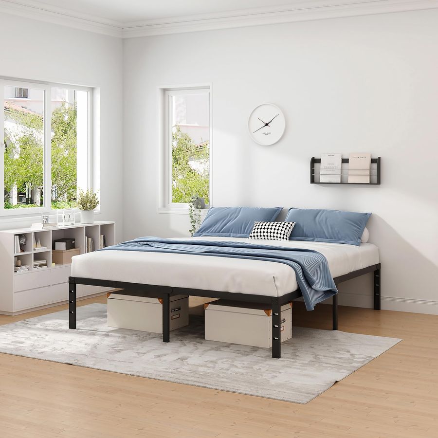 NOUVEAU Cadre de lit en métal  - Canopy Bed Frame Metal Queen avis et prix