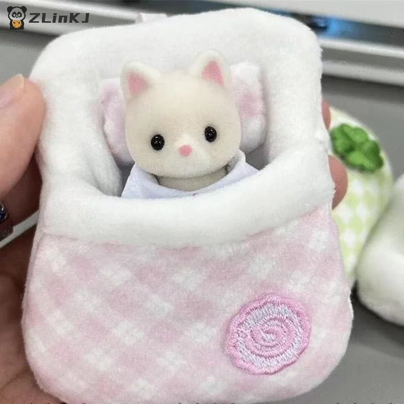 Adorable poupée en peluche en  - Bedroom Furniture avis et prix